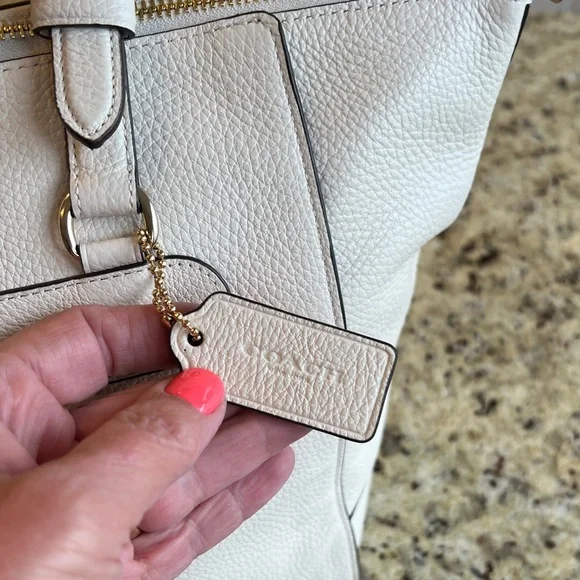 Coach Kleo Carryall Shoulder Bag Chalk White Smooth Pebble Leather Free Shipping - Picture 3 of 16